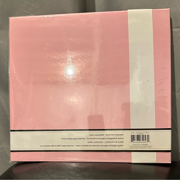 Designer scrapbook. NWT. - Picture 3 of 3